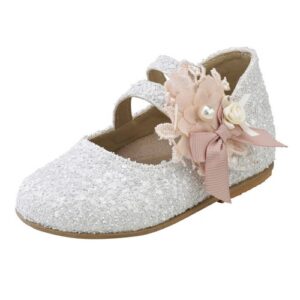 Girl’s shoes