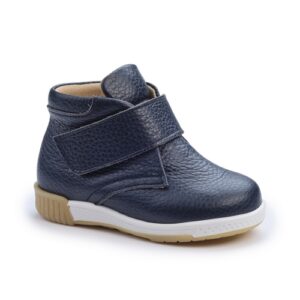 Boy’s shoes