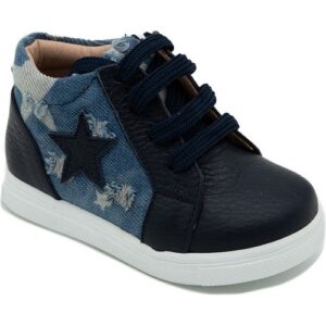 Boy’s shoes